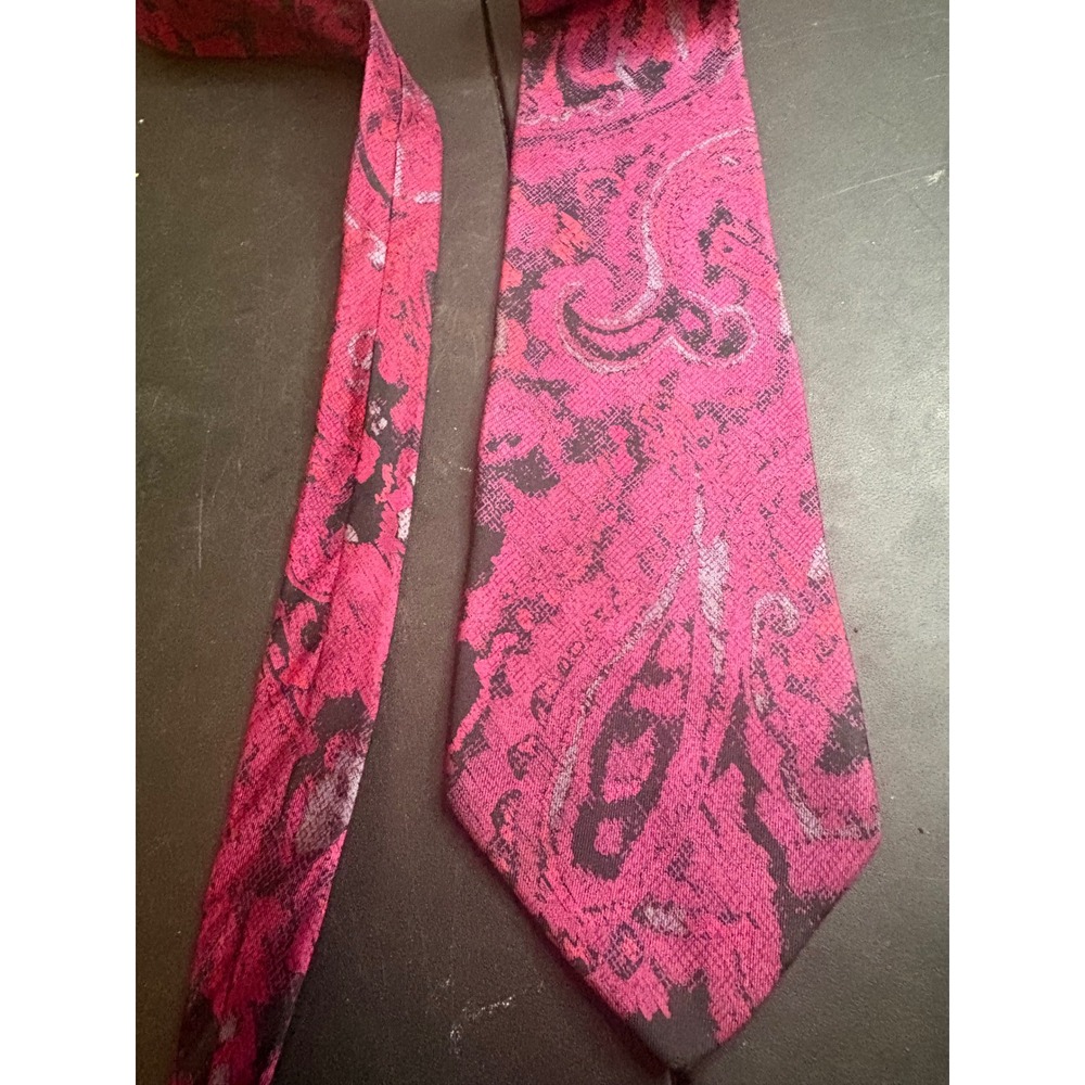 David Lawrence Mens Silk Tie Magenta Pink Purple Paisley Hand Made Italy